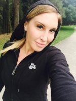 attractive_girl