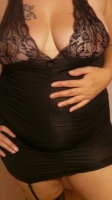 Curvey_Amber