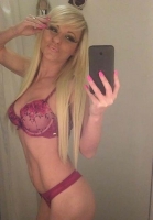 SexyDebbi