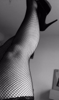 curvy-pretty