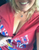 magic-tits42